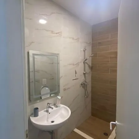 Sea-View Central Studio Apartment Durres Exterior photo