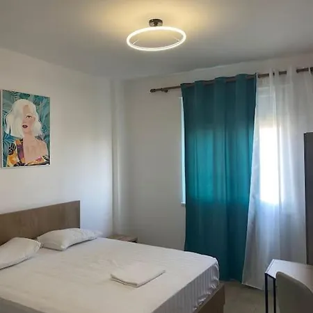 Sea-View Central Studio Apartment Durres Exterior photo